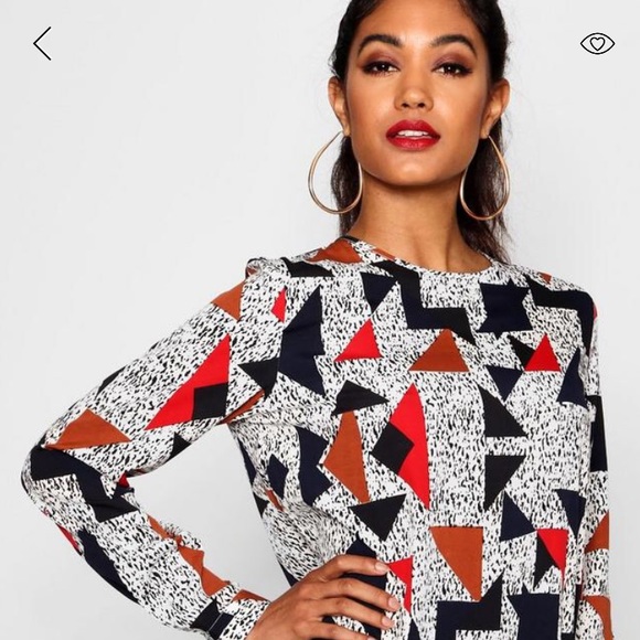 Boohoo Dresses & Skirts - Boohoo Geo-Print Shift Dress